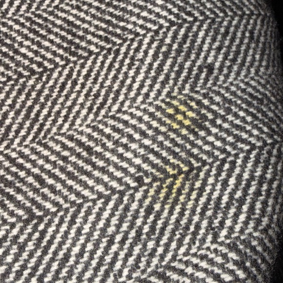 Aritzia slouch in herringbone Black and white wool Coat - Picture 14 of 14